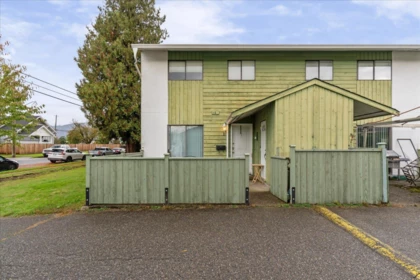 1 9342 Hazel Street, Chilliwack, BC, Chilliwack — Townhouse for sale
