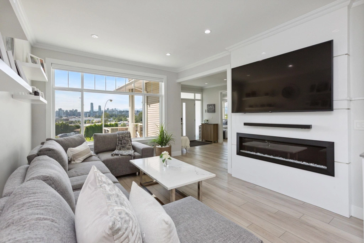 Family Room Photo of 12182 101b Avenue, Surrey, BC