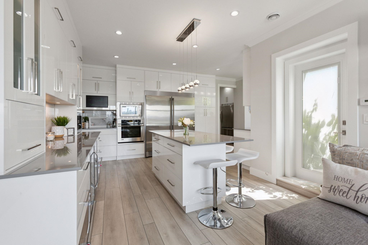 Kitchen Island Photo of 12182 101b Avenue, Surrey, BC