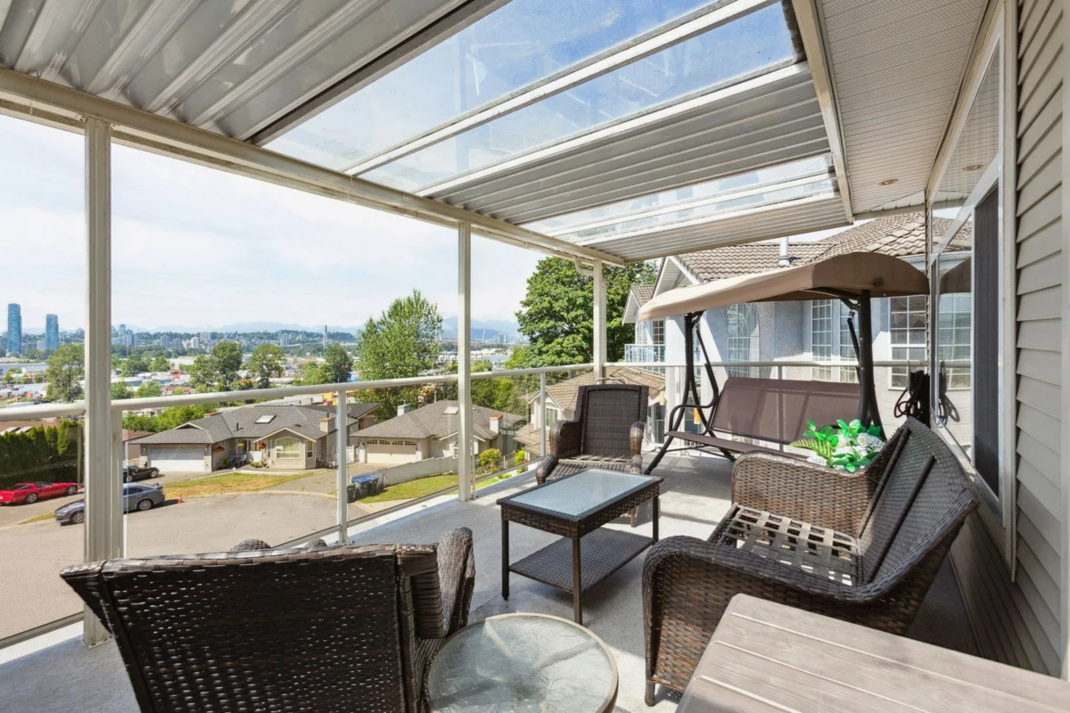 Staircase Photo of 12182 101b Avenue, Surrey, BC