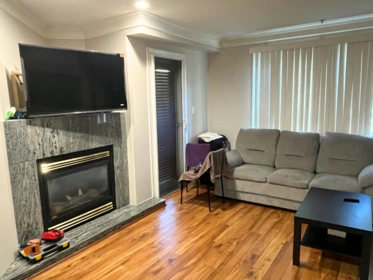 Kitchen Photo of 206 8115 121a Street, Surrey, BC