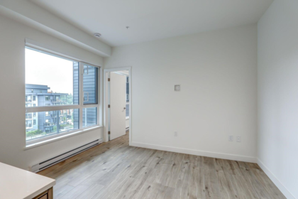 Guest Bathroom Photo of 517 3594 Malsum Drive, North Vancouver, BC