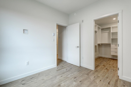 Mudroom Photo of 517 3594 Malsum Drive, North Vancouver, BC