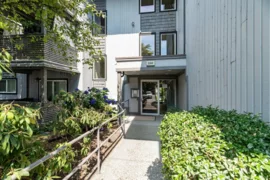 102 200 Westhill Place, Port Moody, BC