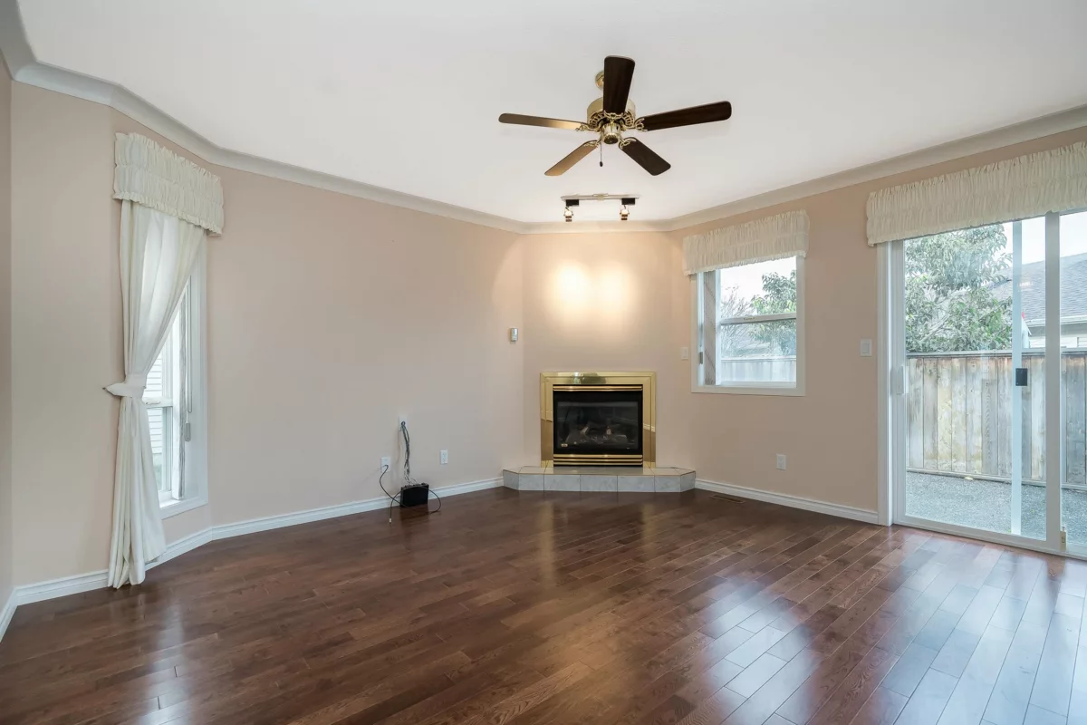 Dining Area Photo of 231 6001 Promontory Road, Chilliwack, BC
