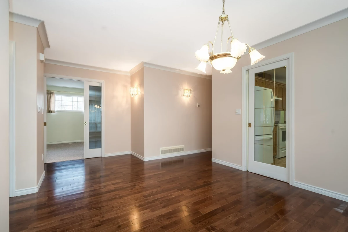 Primary Bathroom Photo of 231 6001 Promontory Road, Chilliwack, BC