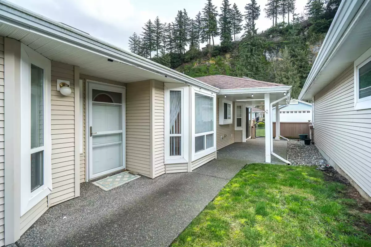 Swimming Pool Photo of 231 6001 Promontory Road, Chilliwack, BC