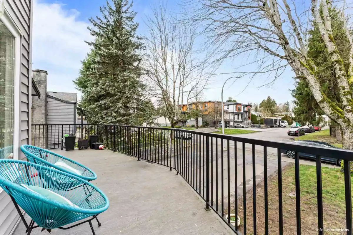 Living Room Photo of 14502 85a Avenue, Surrey, BC