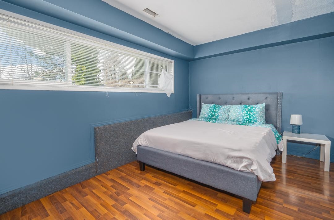 Living Room Photo of 7254 Wren Street, Mission, BC