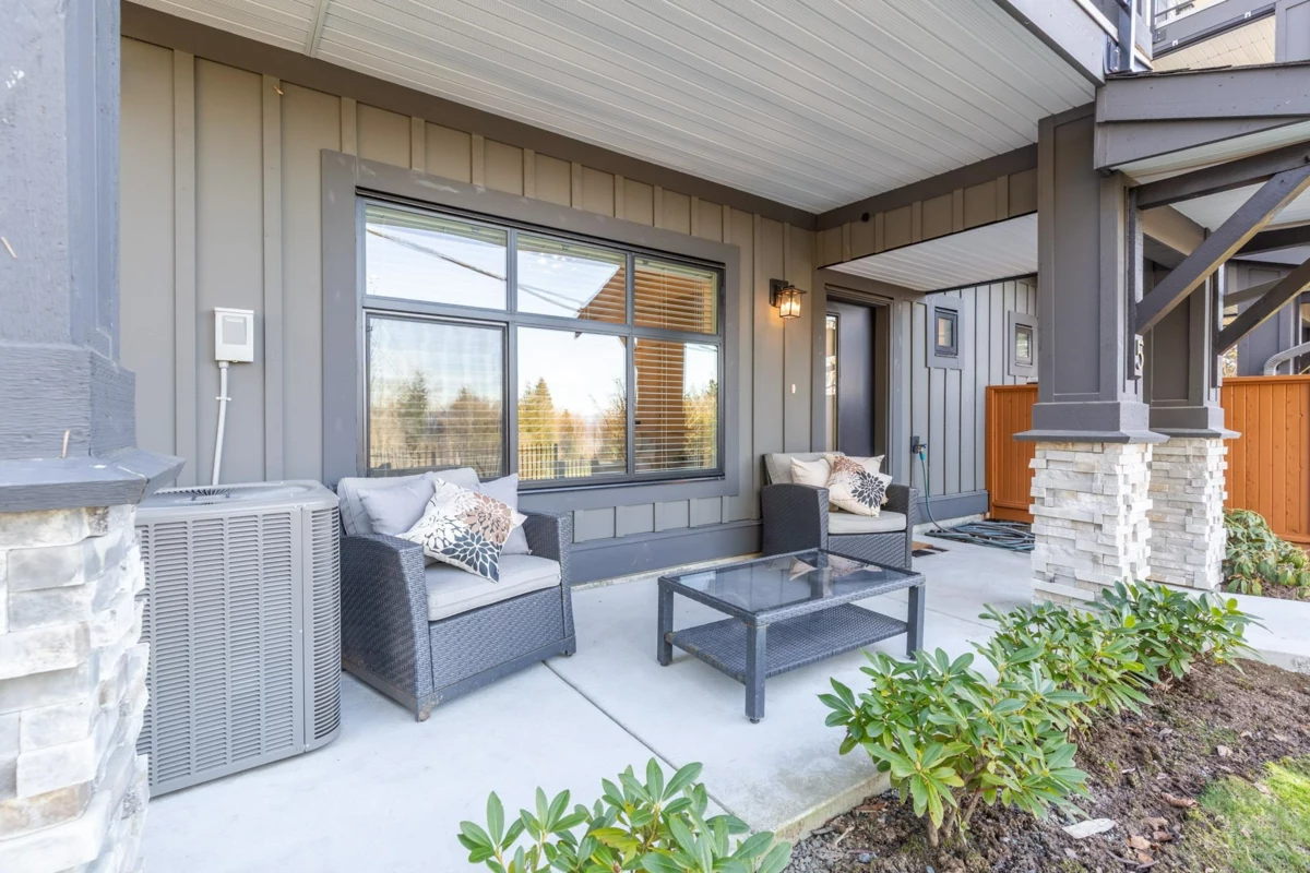 Breakfast Nook Photo of 5 35810 Mckee Road, Abbotsford, BC