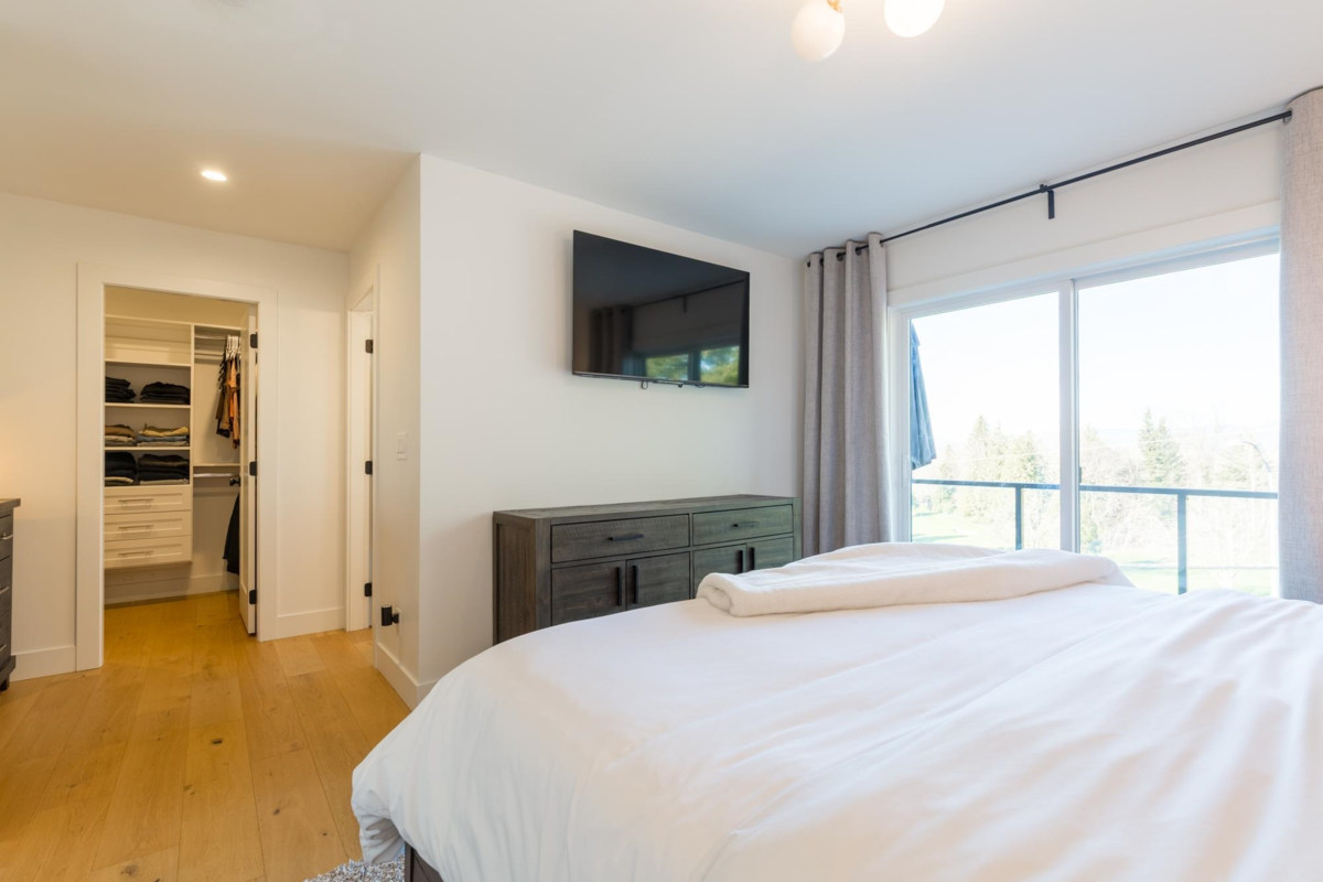 Garage Interior Photo of 5 35810 Mckee Road, Abbotsford, BC