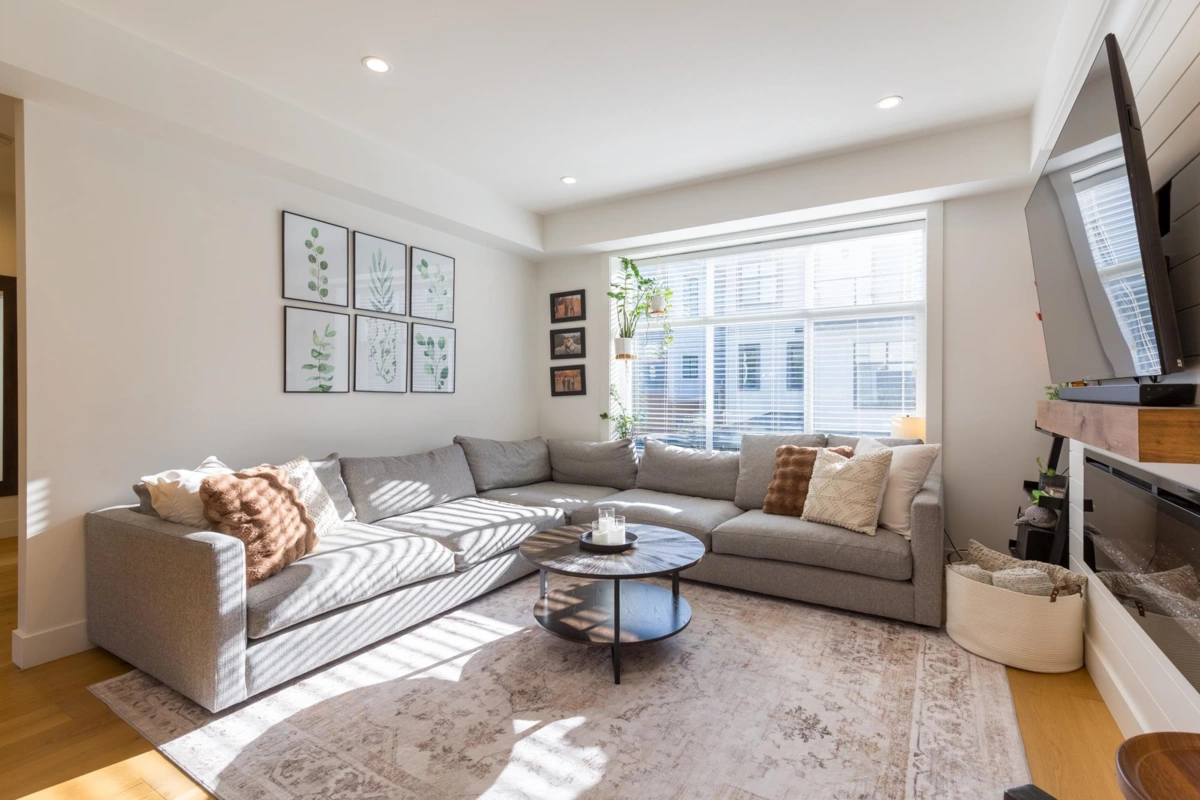 Laundry Room Photo of 5 35810 Mckee Road, Abbotsford, BC