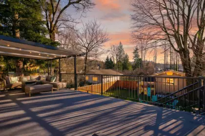 Front exterior of 34974 Clayburn Road, Abbotsford, BC