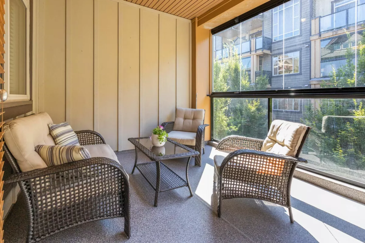 Entry Foyer Photo of 429 8288 207a Street, Langley, BC