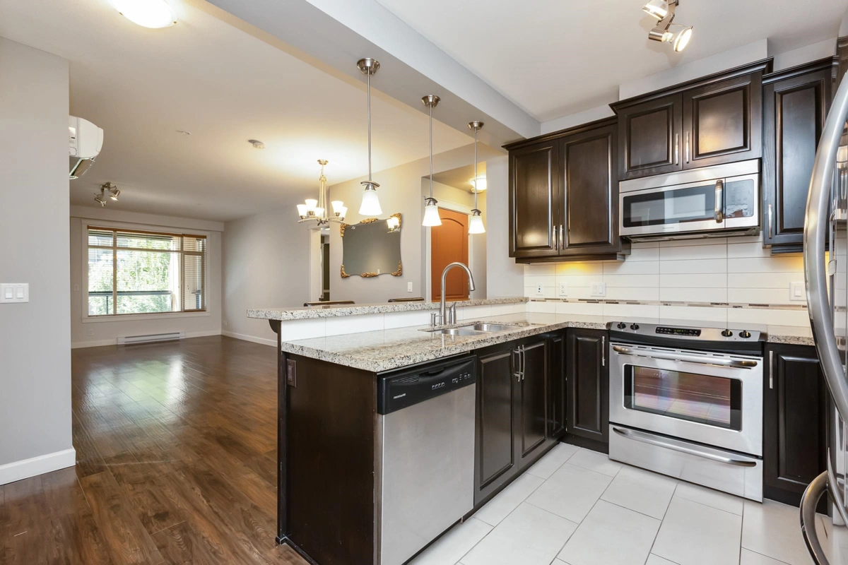 Kitchen Photo of 429 8288 207a Street, Langley, BC