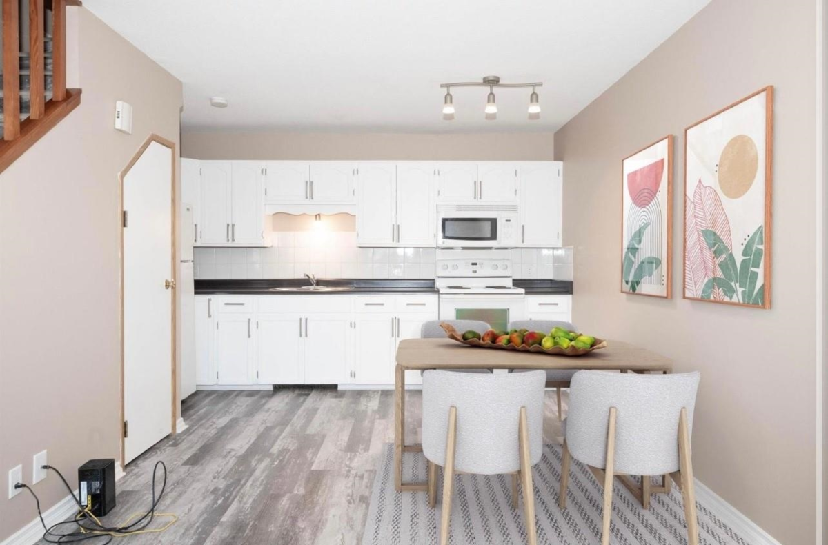 Family Room Photo of 3 45882 Cheam Avenue, Chilliwack, BC