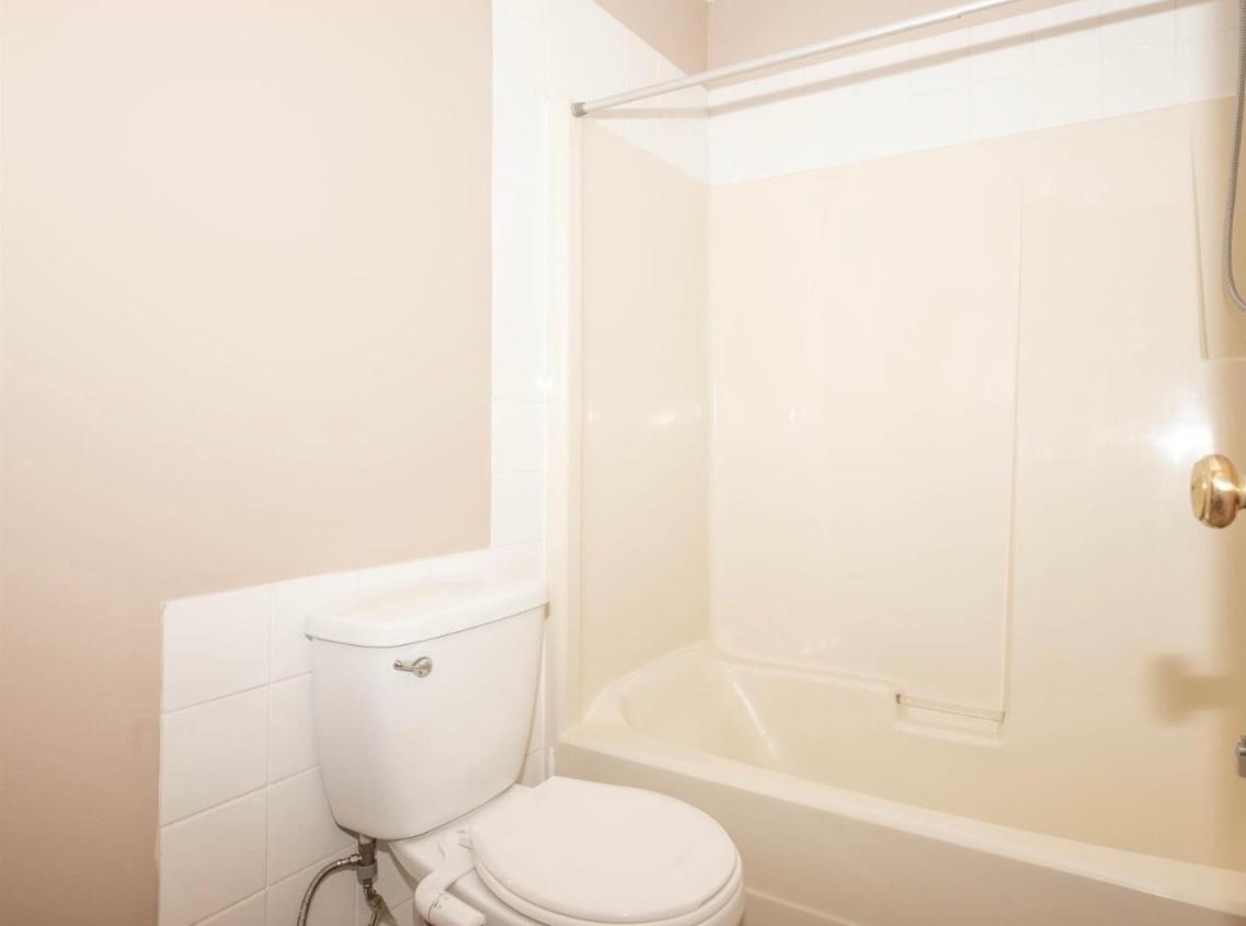 Kitchen Photo of 3 45882 Cheam Avenue, Chilliwack, BC