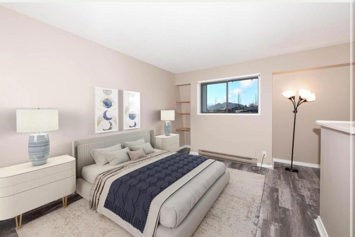 Living Room Photo of 3 45882 Cheam Avenue, Chilliwack, BC