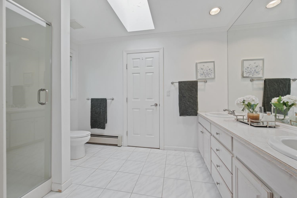 Community Amenities Photo (Clubhouse) of 5532 Westhaven Road, West Vancouver, BC