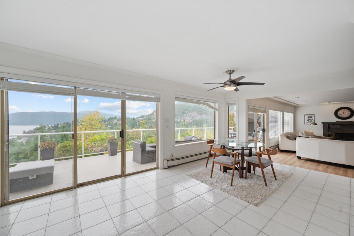 Staircase Photo of 5532 Westhaven Road, West Vancouver, BC