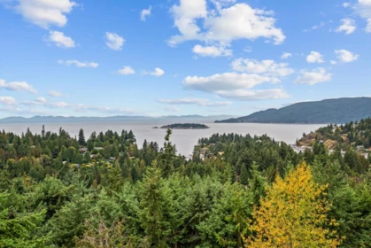 Outdoor Kitchen Photo of 5532 Westhaven Road, West Vancouver, BC