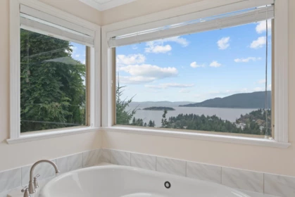 Swimming Pool Photo of 5532 Westhaven Road, West Vancouver, BC