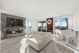 19A 199 Drake Street, Vancouver, BC