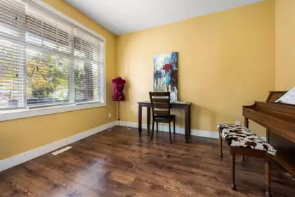 44405 Mclaren Drive, Chilliwack, BC, Chilliwack — Single Family Residence for sale