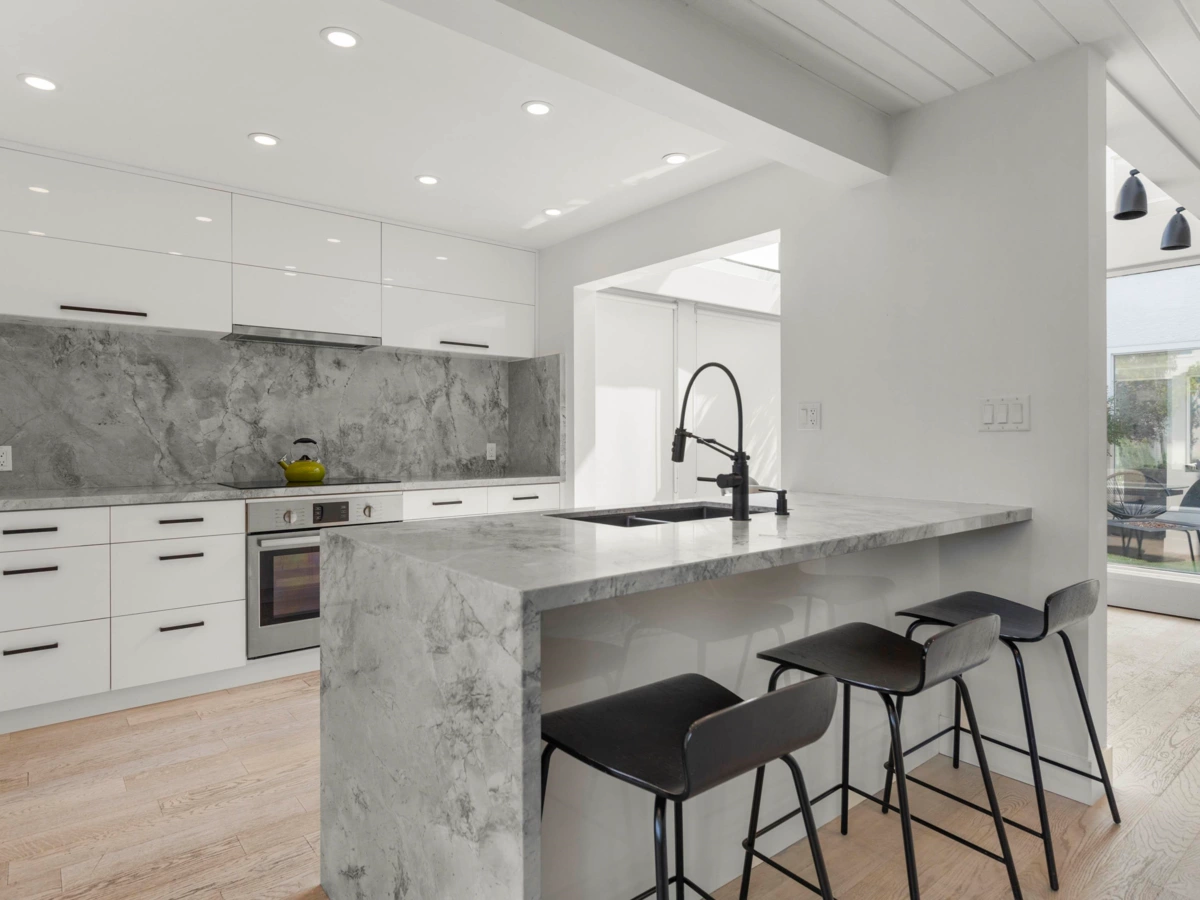 Powder Room Photo of 4615 W 7th Avenue, Vancouver, BC