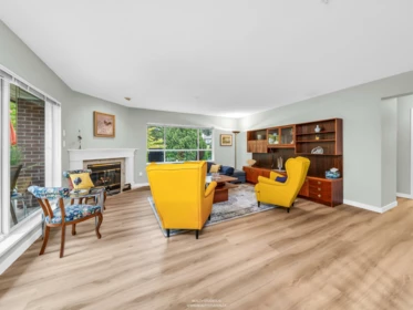 302 3670 Banff Court, North Vancouver, BC