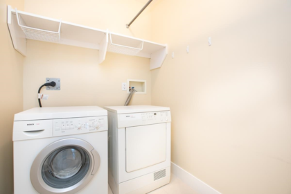Laundry Room Photo of 2804 1077 W Cordova Street, Vancouver, BC