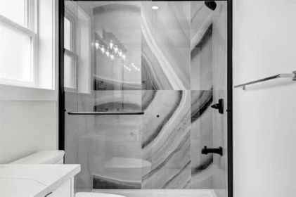 Entry Foyer Photo of 19109 67 Avenue, Surrey, BC