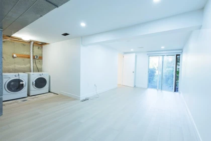 Basement Recreation Room Photo of 128 15225 105 Avenue, Surrey, BC