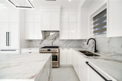 Kitchen Island Photo of 1328 E 64th Avenue, Vancouver, BC