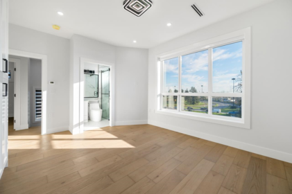 Powder Room Photo of 1328 E 64th Avenue, Vancouver, BC