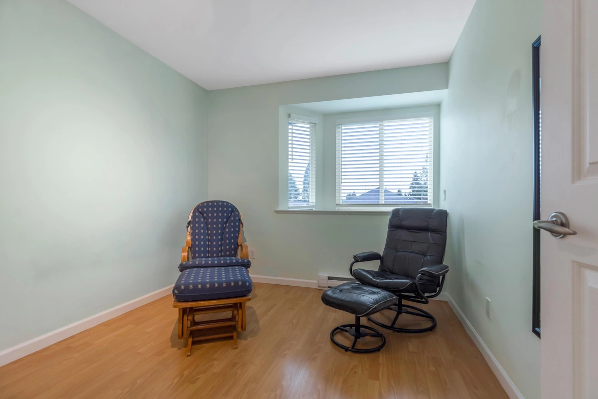 Fitness Center Photo Near 11893 Woodgrove Avenue, Delta, BC