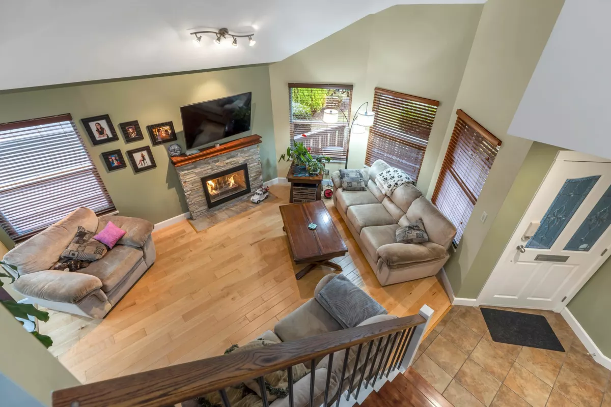 Front Yard Photo of 11893 Woodgrove Avenue, Delta, BC