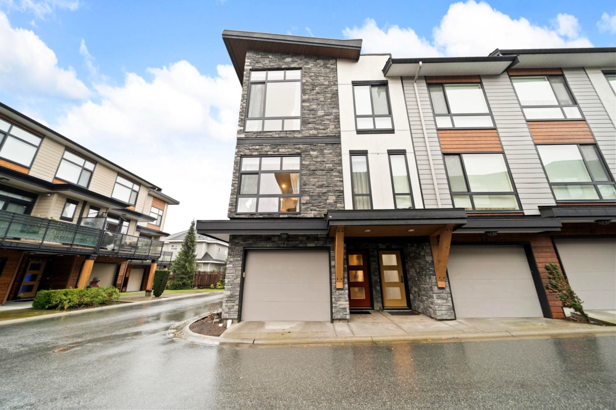 Exterior Rear Photo of 15 16488 64 Avenue, Surrey, BC