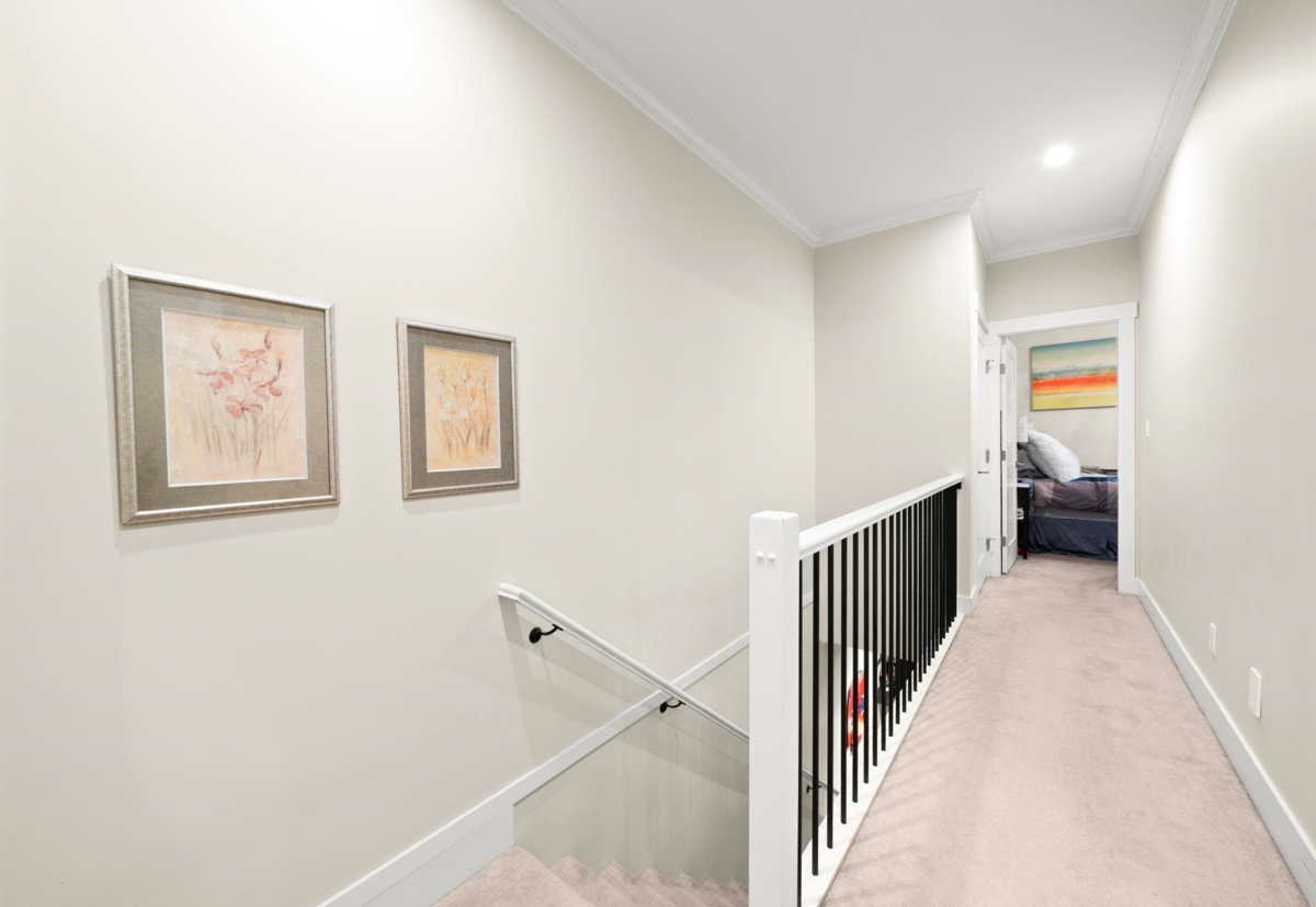 Mudroom Photo of 15 16488 64 Avenue, Surrey, BC