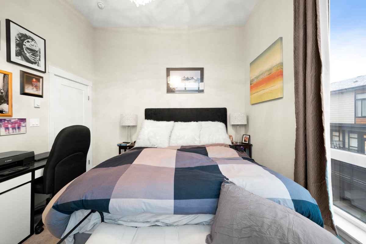 Staircase Photo of 15 16488 64 Avenue, Surrey, BC