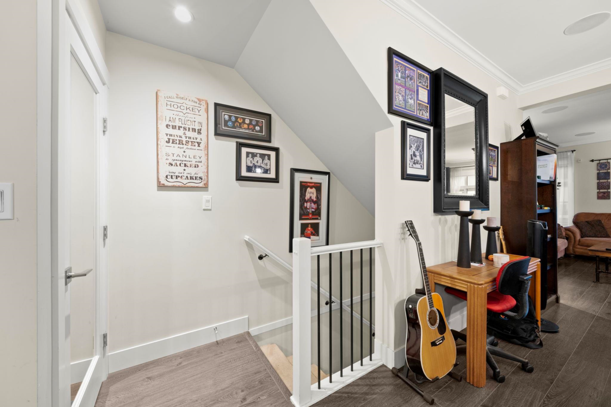 Walk-In Closet Photo of 15 16488 64 Avenue, Surrey, BC