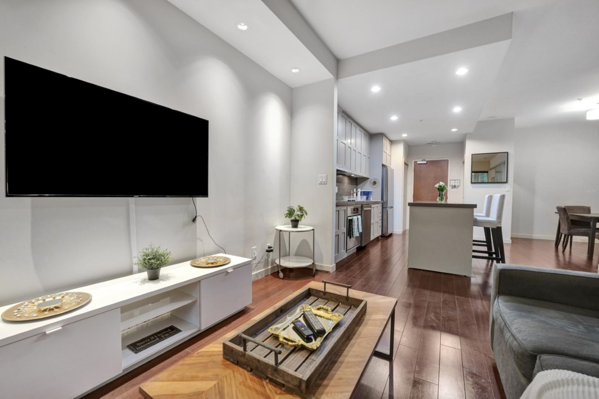 Bedroom 4 Photo of 407 1333 W Georgia Street, Vancouver, BC