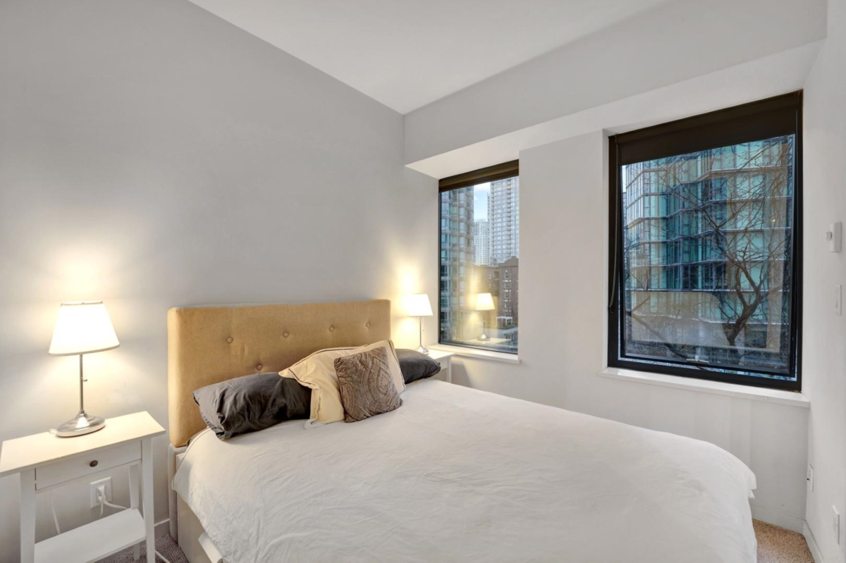 Loft / Bonus Room Photo of 407 1333 W Georgia Street, Vancouver, BC