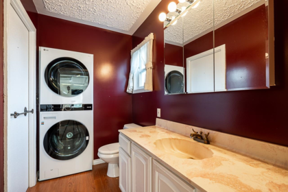 Powder Room Photo of 16530 108 Avenue, Surrey, BC