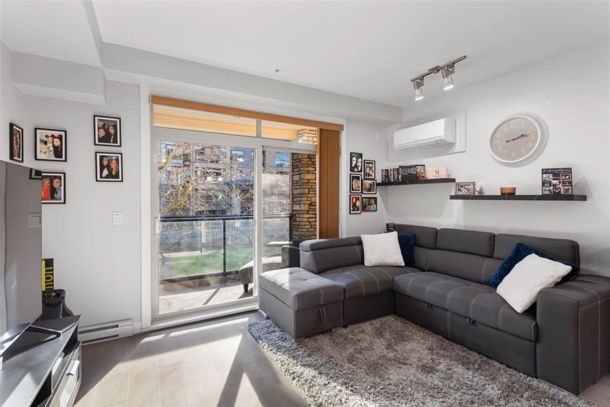 Family Room Photo of 253 8258 207a Street, Langley, BC