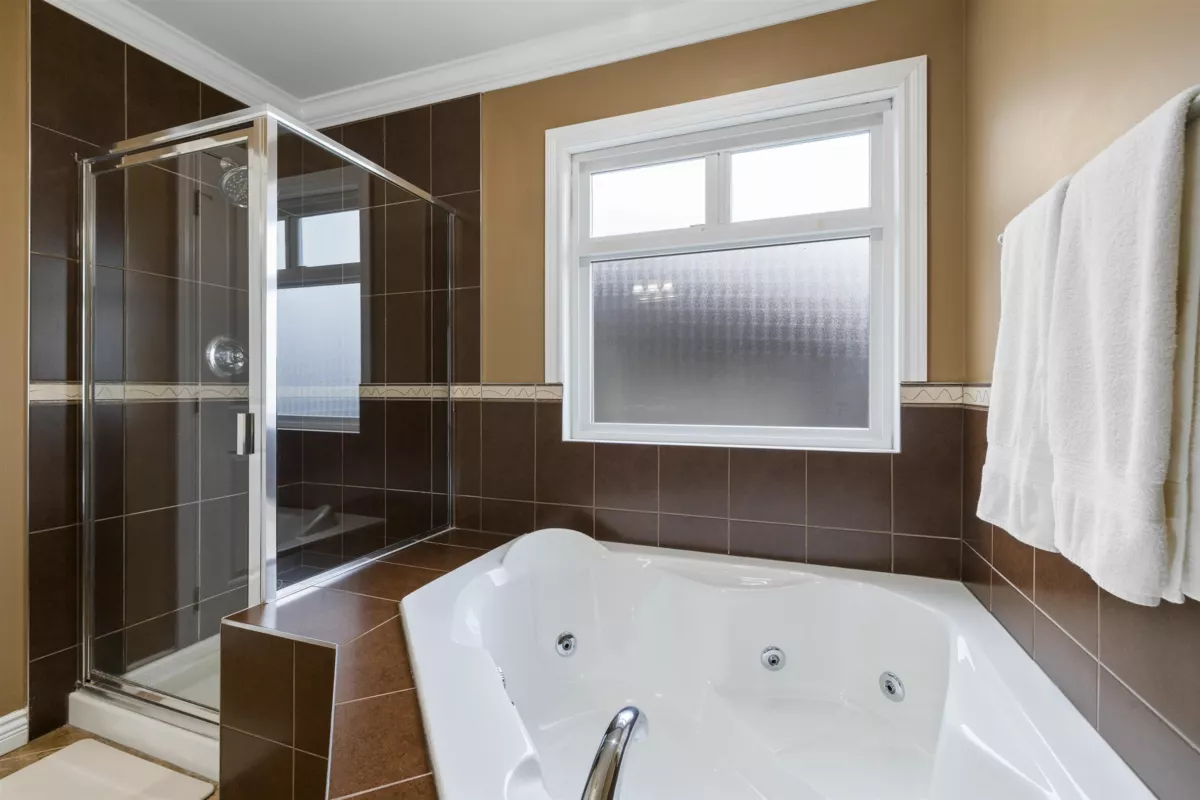 Bedroom 4 Photo of 14855 71 Avenue, Surrey, BC