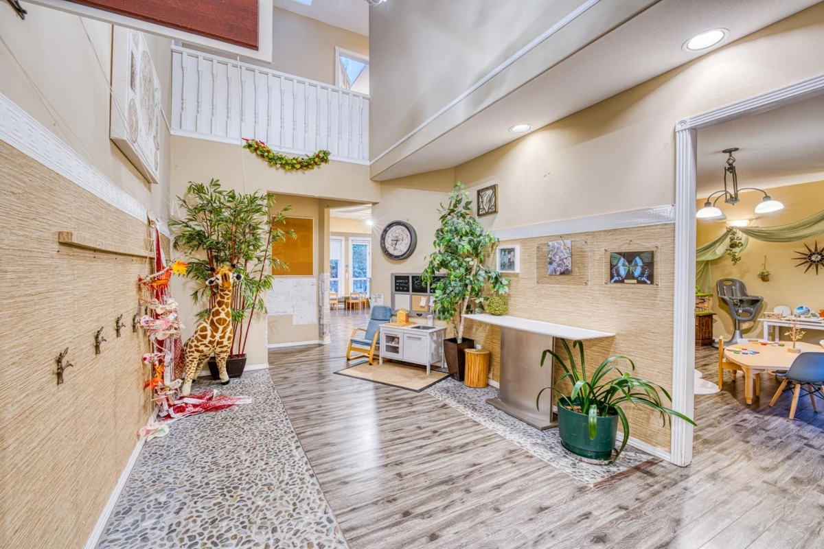 Family Room Photo of 10800 Rochdale Drive, Richmond, BC