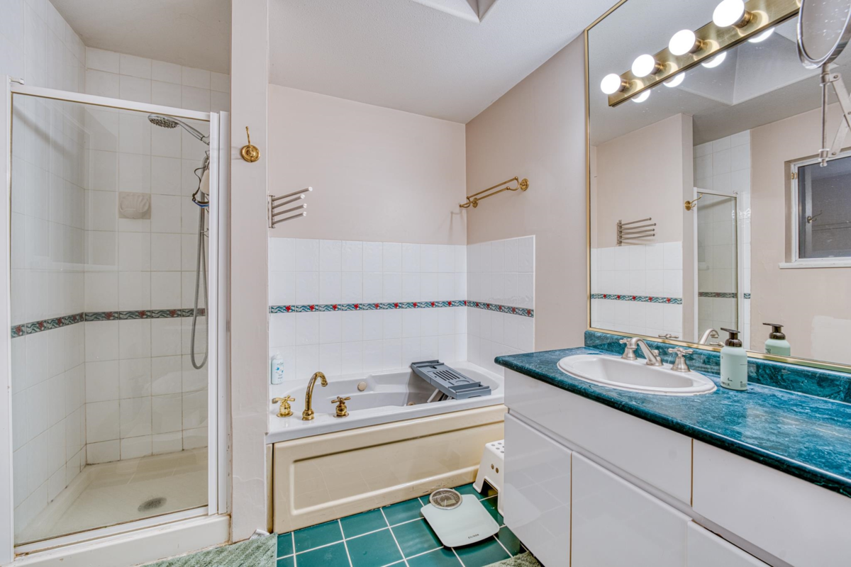 Mudroom Photo of 10800 Rochdale Drive, Richmond, BC