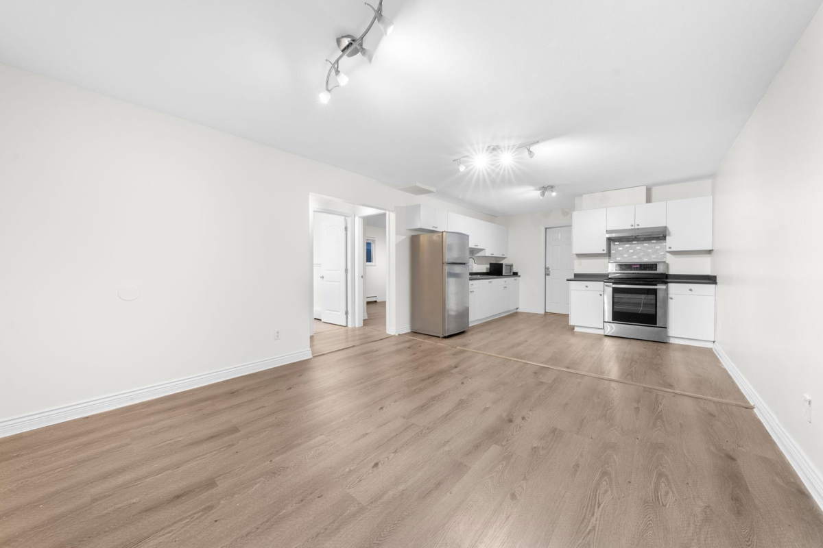 Garden / Landscaping Photo of 7739 126a Street, Surrey, BC