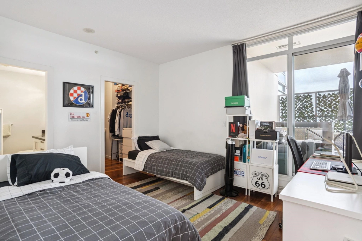 Bedroom 3 Photo of 3101 2133 Douglas Road, Burnaby, BC